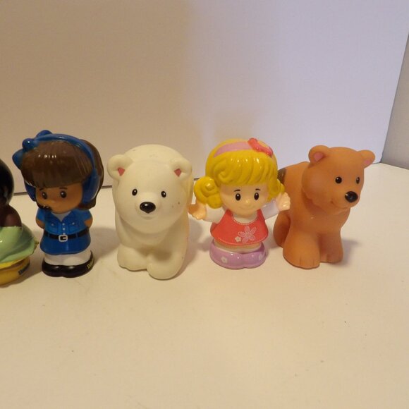 + Fisher Price Little People Lot Of 11 Random People Figures Toys - Picture 3 of 7